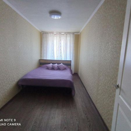 Центр Автовокзал 2 Кв Apartaments Dnepropetrovsk Quarto foto